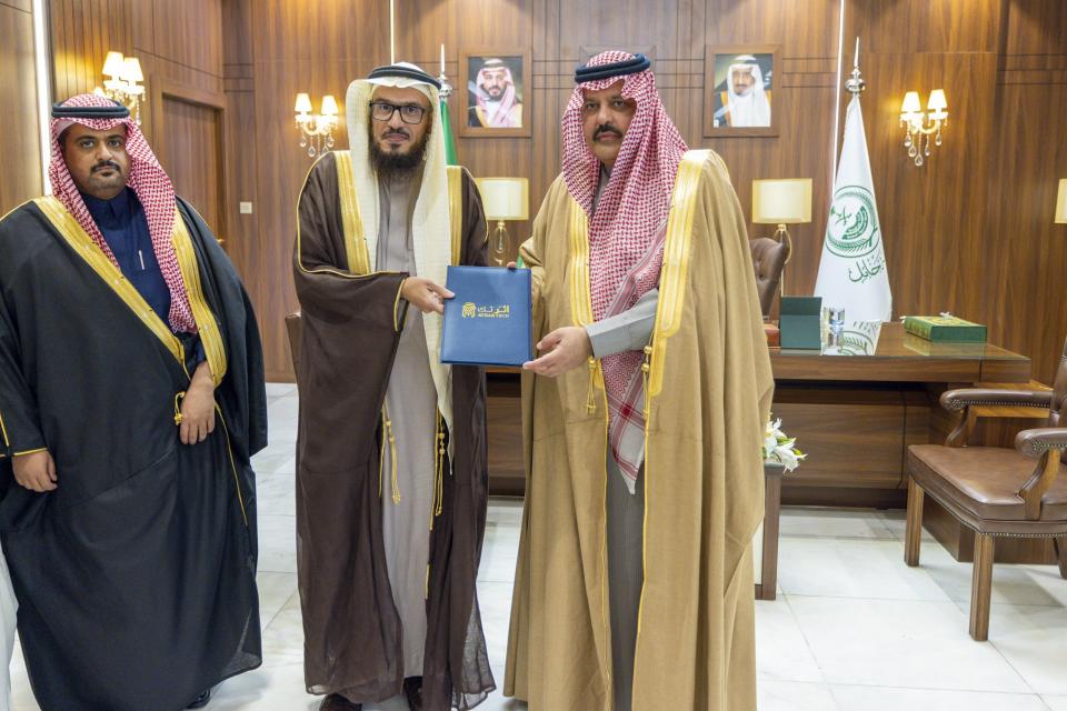 أمير منطقة حائل يستقبل رئيس مجلس إدارة جمعية "أثر تك"