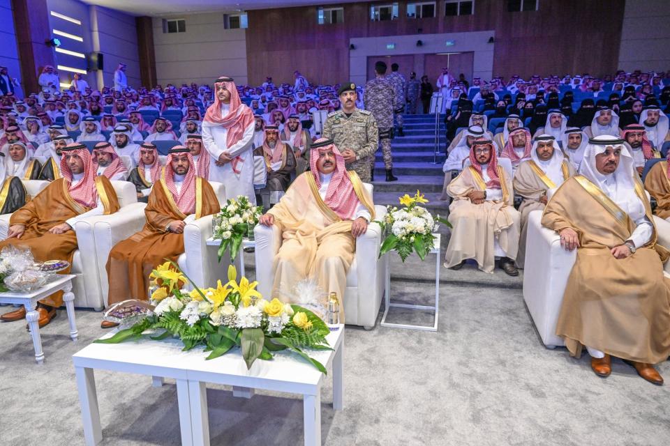أمير منطقة حائل يرعى حفل افتتاح ملتقى المنح التنموي (مانح 2)