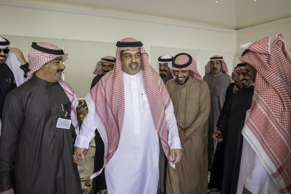 وكيل إمارة منطقة حائل يدشن نظام التعاملات الإلكترونية بمركز النيصية