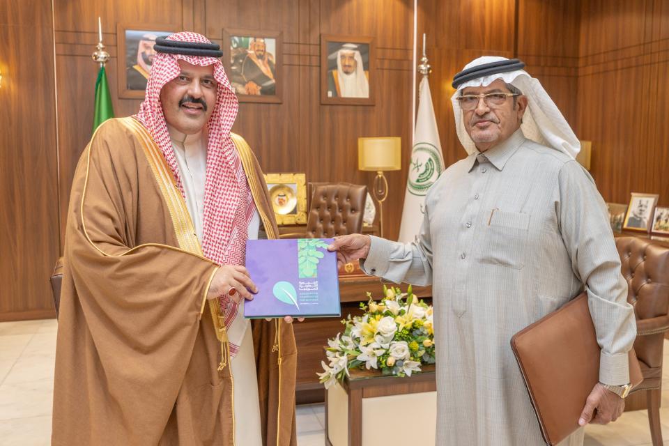 أمير حائل يستقبل رئيس مجلس إدارة الجمعية التعاونية للمورينجا بالمنطقة