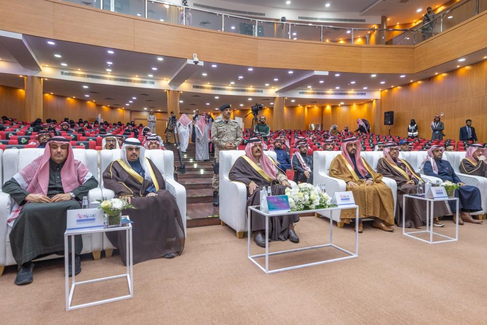 أمير حائل يرعى حفل تدشين برنامج الأمير عبدالعزيز بن سعد للتدريب والتأهيل السياحي بالمنطقة