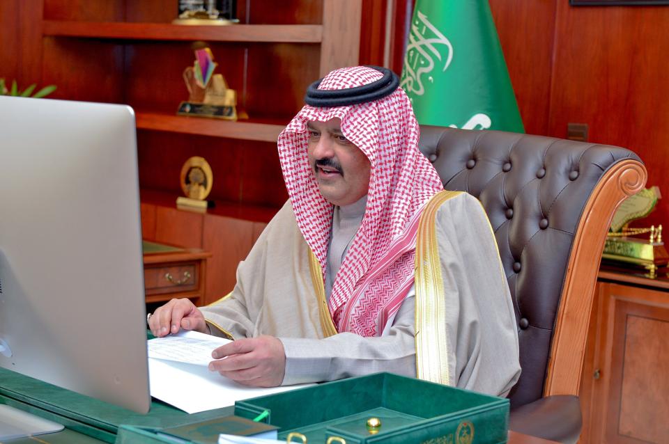 سمو أمير حائل يرأس الاجتماع الثاني للجنة العليا للسلامة المرورية