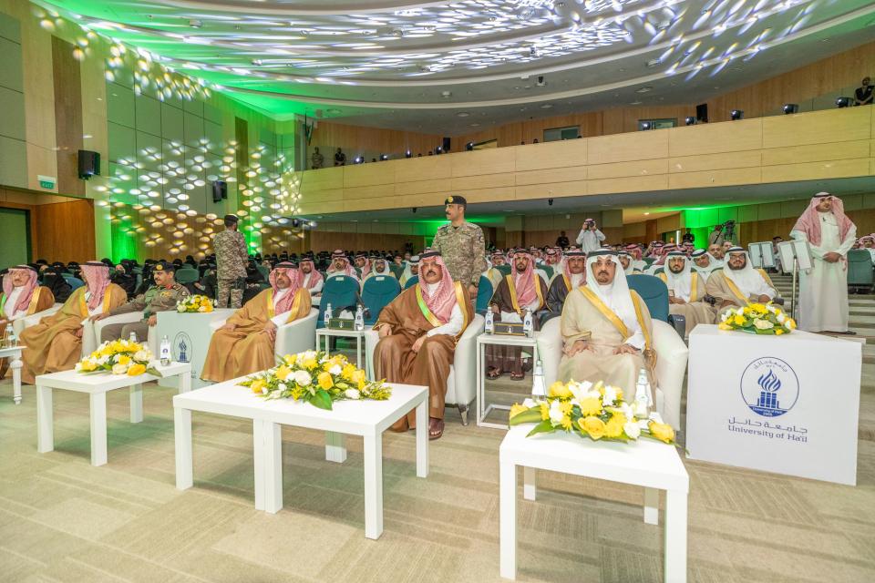 الأمير عبدالعزيز بن سعد يدشن الحزمة الثانية من المبادرات المجتمعية في جامعة حائل