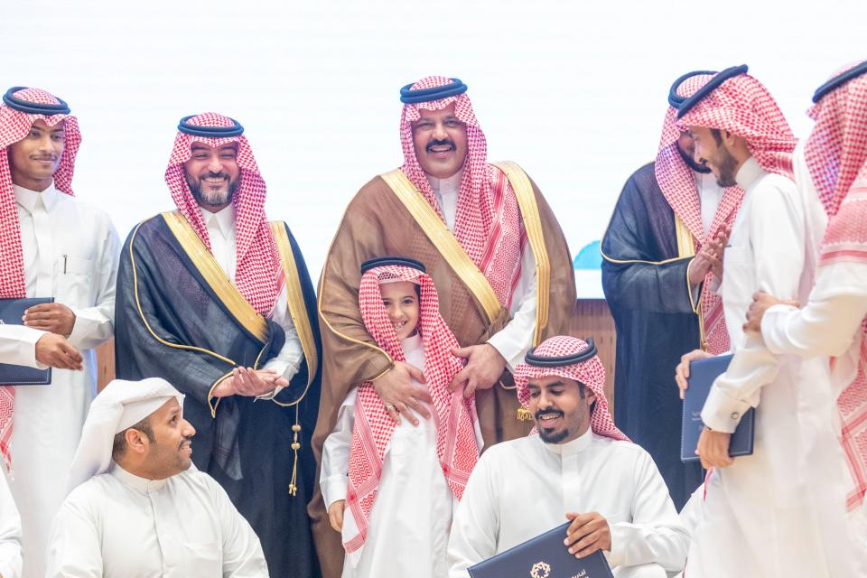 سمو أمير منطقة حائل يرعى الحفل الختامي لـ"مسار واعد" للقيادات الشابة بالمنطقة