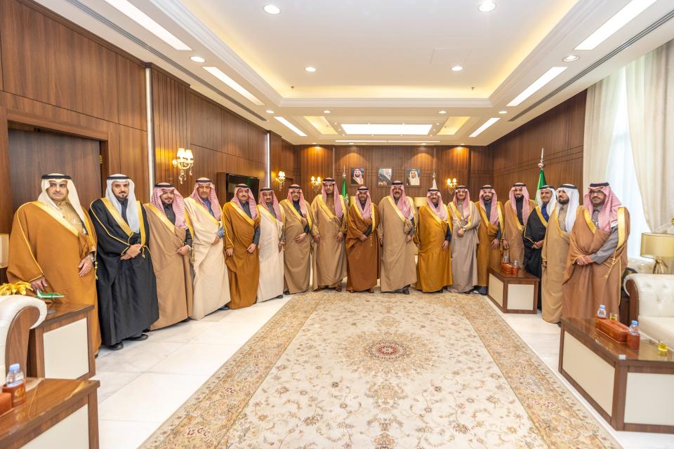 أمير منطقة حائل يستقبل وكيل وزارة الداخلية ووكلاء إمارات المناطق بمناسبة انعقاد اجتماعهم التحضيري الثاني