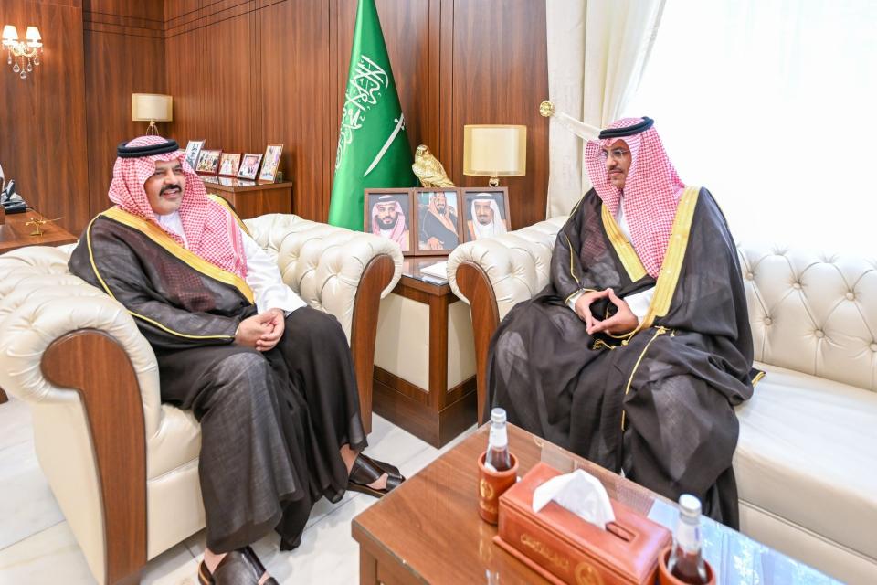 أمير منطقة حائل يستقبل مساعد وزير التعليم للتعليم الخاص والاستثمار