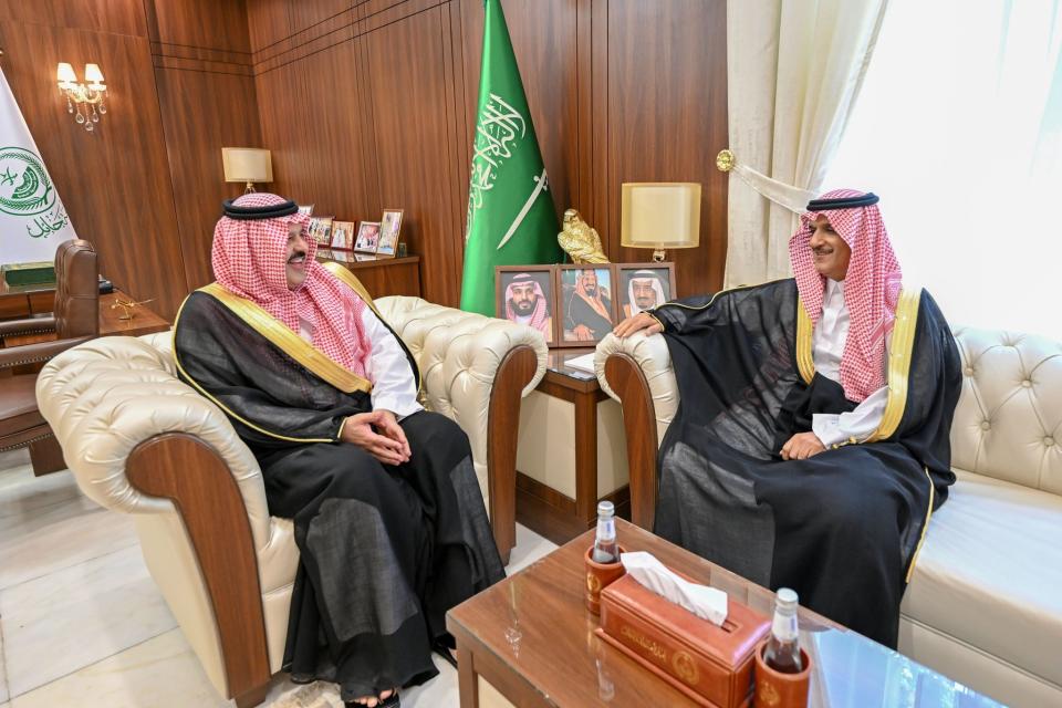 أمير منطقة حائل يستقبل رئيس مجلس إدارة الجمعية السعودية لهواة اللاسلكي