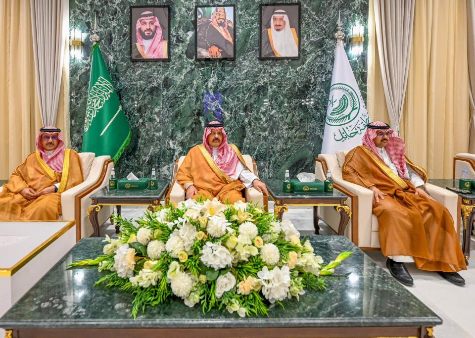 أمير منطقة حائل يدشن الهوية الجديدة لميدان فروسية حائل