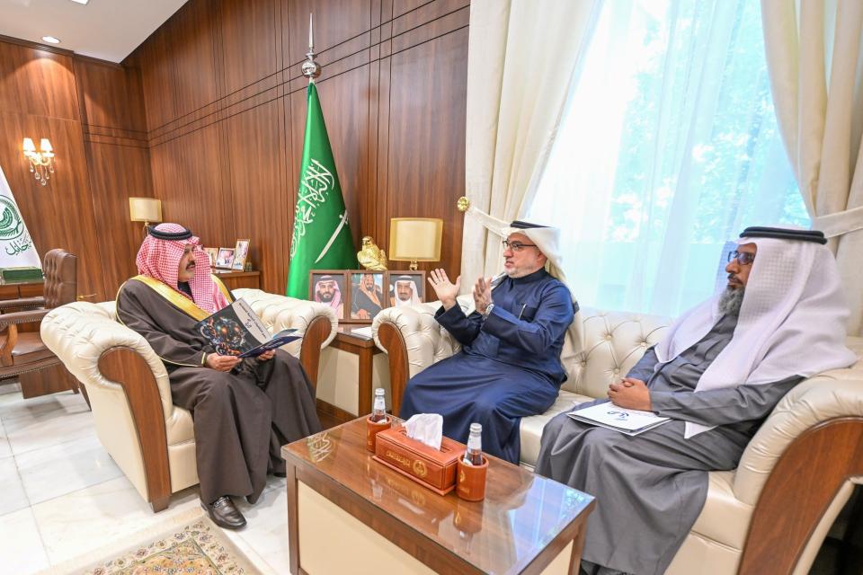 أمير حائل يستقبل الرئيس التنفيذي لشركة دمج التقنيات الذكية للصناعة
