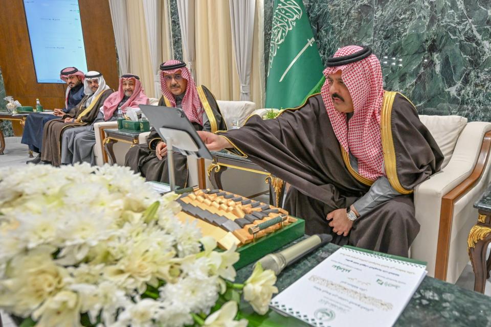 أمير حائل يرعى حفل إمارة المنطقة بمناسبة تدشين منصة لوحة المؤشرات "مؤشر" والمنصة الإعلامية "راصد"