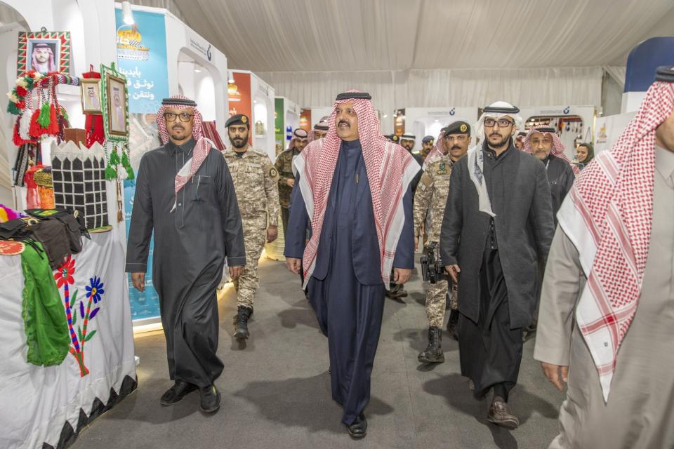 أمير حائل يزور مقر الفعاليات المصاحبة لرالي حائل تويوتا الدولي 2025