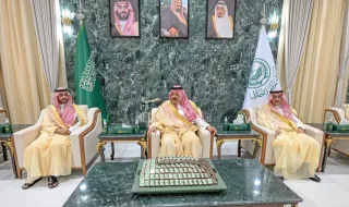 أمير حائل يستقبل المهنئين بمناسبة عيد الفطر من منسوبي الإمارة