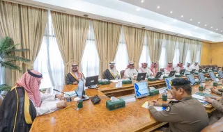 أمير حائل يرأس اجتماع اللجنة الرئيسية للدفاع المدني بالمنطقة