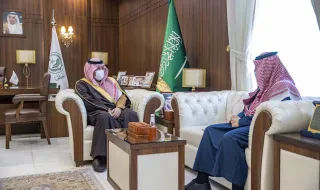 سمو أمير حائل يستقبل رئيس جمعية التنمية السياحية بالمنطقة