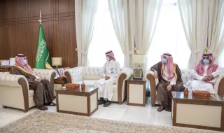 سمو أمير حائل يستقبل مساعد مدير فرع وزارة الموارد البشرية بالمنطقة