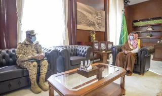 سمو أمير حائل يستقبل قائد كتيبة مكافحة الشغب 111 بالمنطقة