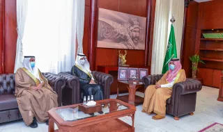 سمو الأمير عبدالعزيز بن سعد يستقبل رئيس جامعة حائل