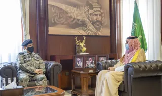 سمو أمير حائل يستقبل مدير عام السجون