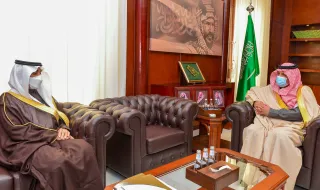 سمو أمير منطقة حائل يستقبل رئيس جامعة حائل