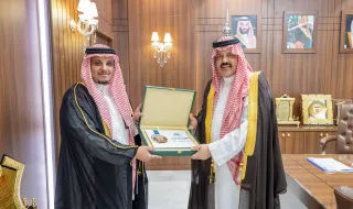 سمو أمير منطقة حائل يتسلم تقريراً عن أعمال وخدمات ومنجزات أمانة المنطقة لعام 1444هـ