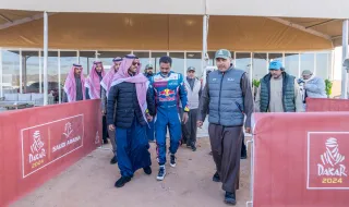 نائب أمير منطقة حائل يزور مخيم المبيت لرالي داكار السعودية ٢٠٢٤‏