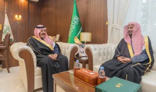 أمير حائل يستقبل مفوض الإفتاء بالمنطقة
