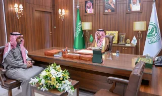 أمير حائل يستقبل مدير الشؤون الصحية بالمنطقة