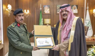 أمير منطقة حائل يتسلم التقرير السنوي الخاص بمديرية السجون بالمنطقة
