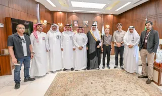 أمير منطقة حائل يستقبل وفد لجنة الجيوبارك العالمية بـ "اليونسكو"