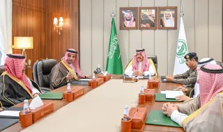 أمير حائل يرأس اجتماع اللجنة التنفيذية للإسكان التنموي الـ12 ويسلم الوحدات السكنية للمستحقين بالمنطقة