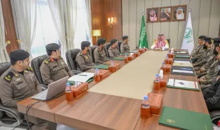 أمير حائل يستقبل مدير شرطة المنطقة