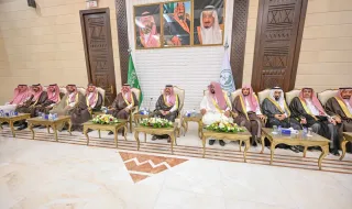 أمير حائل يعقد جلسته الاثنينية للحديث عن الحراك التنموي والسياحي بالمنطقة