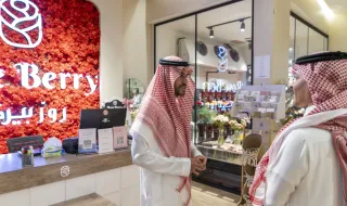 نائب أمير حائل يزور عددًا من المشاريع الريادية بالمنطقة