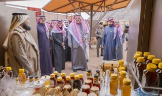 أمير حائل يدشن مهرجان العسل بنسخته الرابعة بالمنطقة