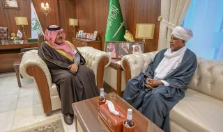 أمير منطقة حائل يستقبل سفير السودان لدى المملكة
